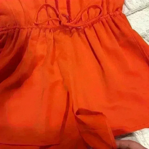 Women’s Sam Edelman Orange Coral Long Sleeve Button Up Romper Size Small - Picture 3 of 5